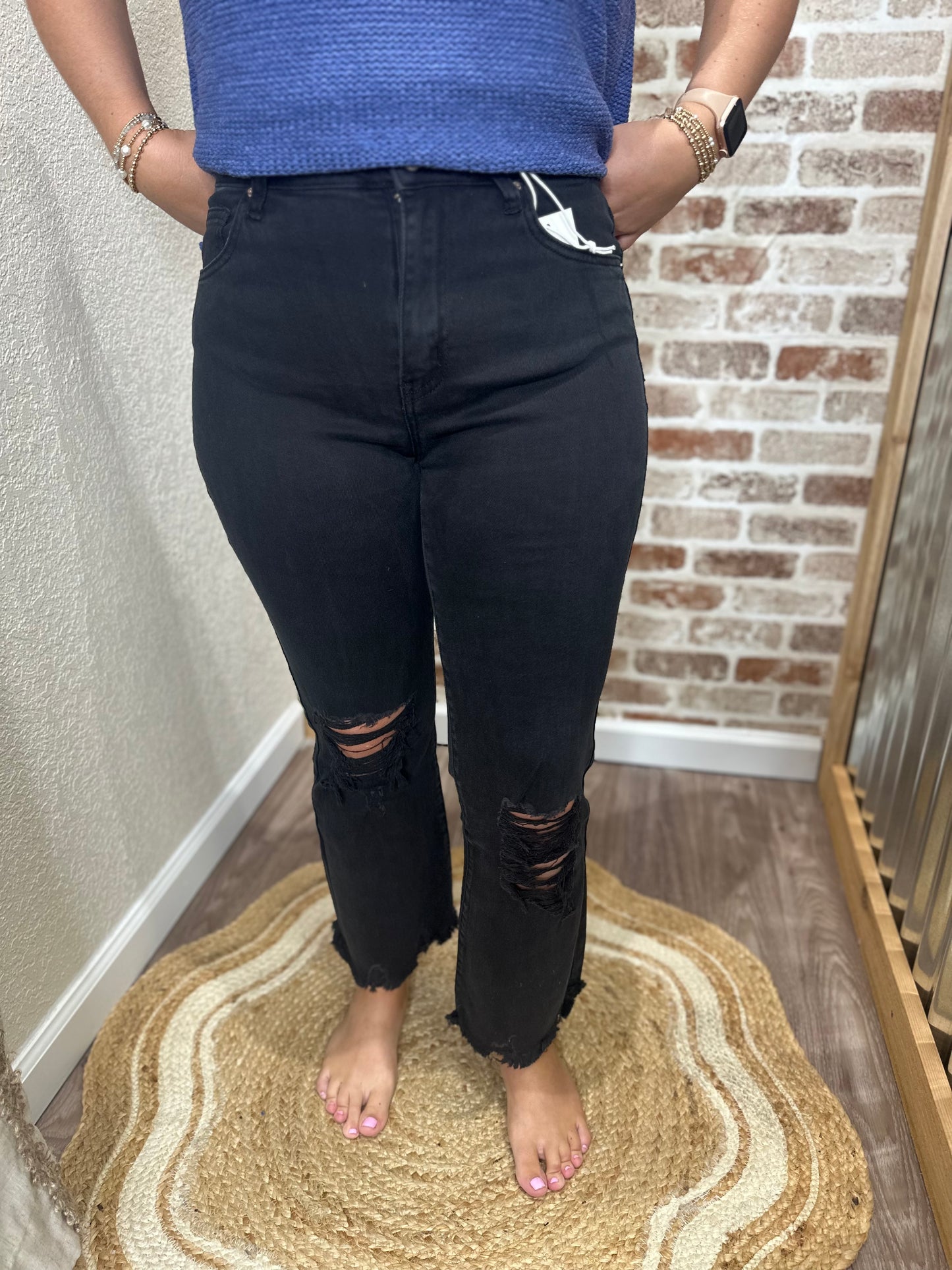 Black| Isabelle Acid Washed Distressed Jeans