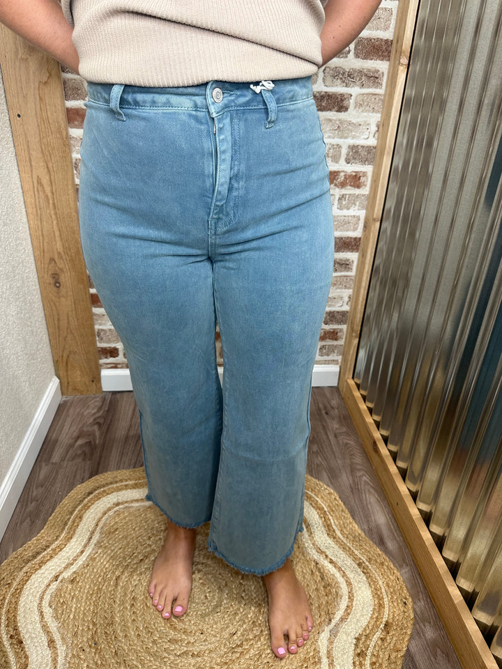 Teal| Lucy Acid Frey Hem Jeans