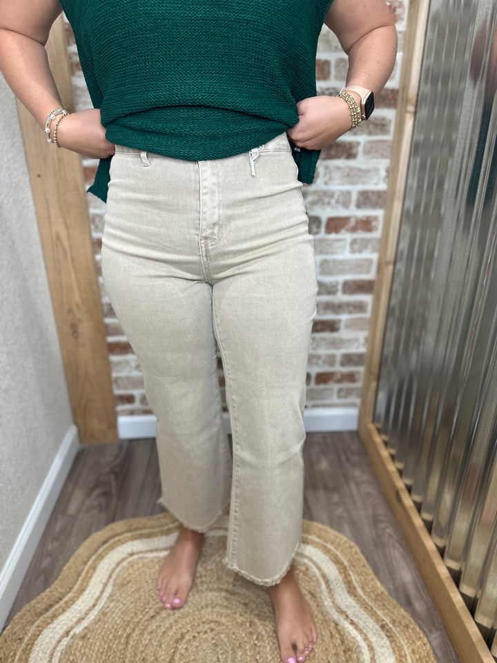 Sand Beige| Lucy Acid Frey Hem Jeans