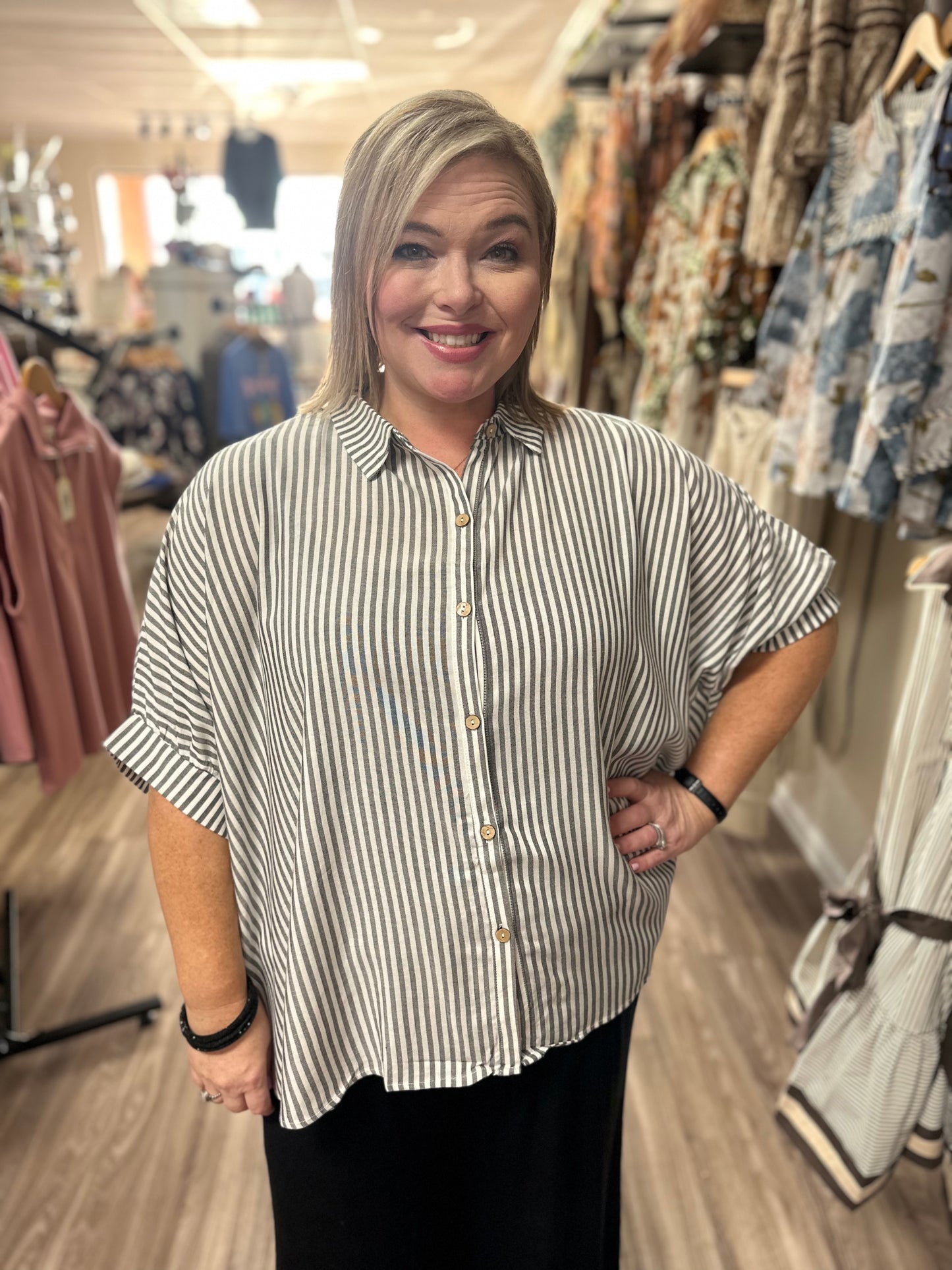Noah Striped Top| Curvy