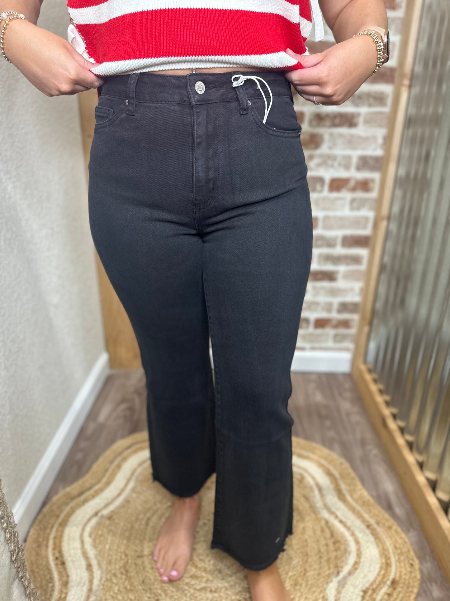 Black| Skye Acid Washed Jeans