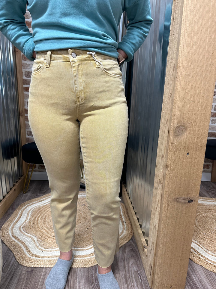MUSTARD- ACID WASHED HIGH WAIST CROPPED STRAIGHT PANTS