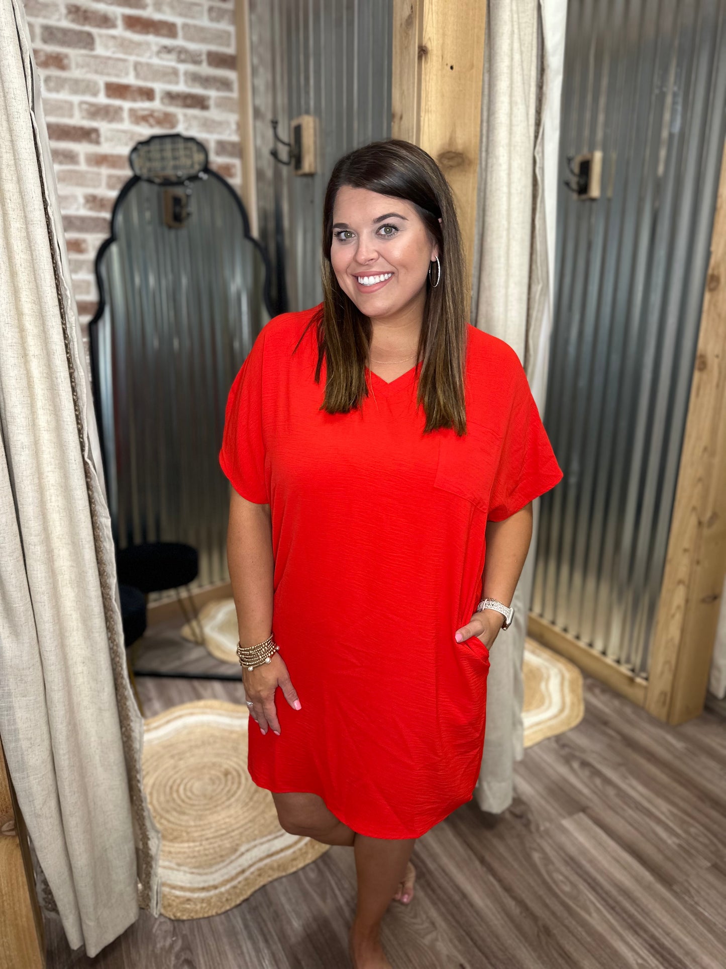 WOVEN AIRFLOW V NECK T SHIRT DRESS WITH POCKETS | RED