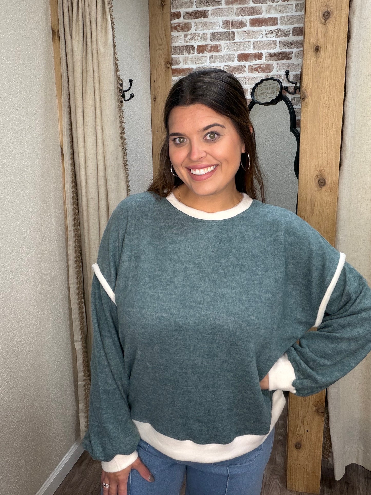 Curvy | Brylie Sweater Top