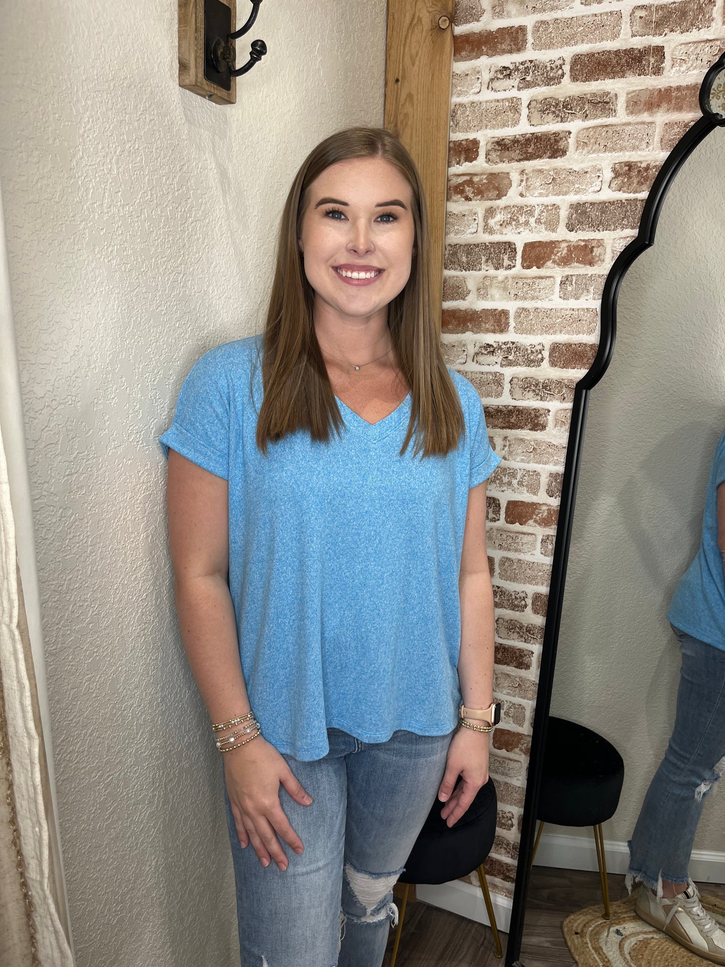 SOFT MELANGE HACCI V-NECK TEE | DEEP SKY