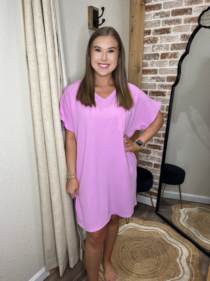 WOVEN AIRFLOW V NECK T SHIRT DRESS WITH POCKETS | MAUVE