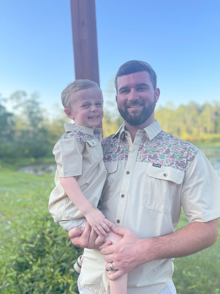Men’s Wingman Button Sand/Camo Button Down