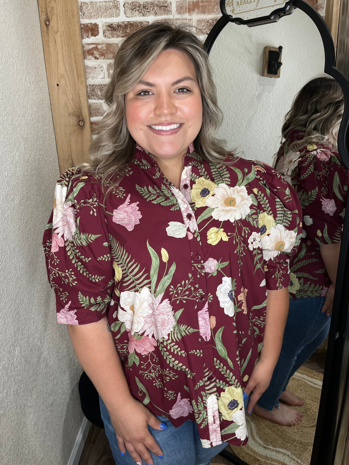 Curvy- Wrenly Floral Top