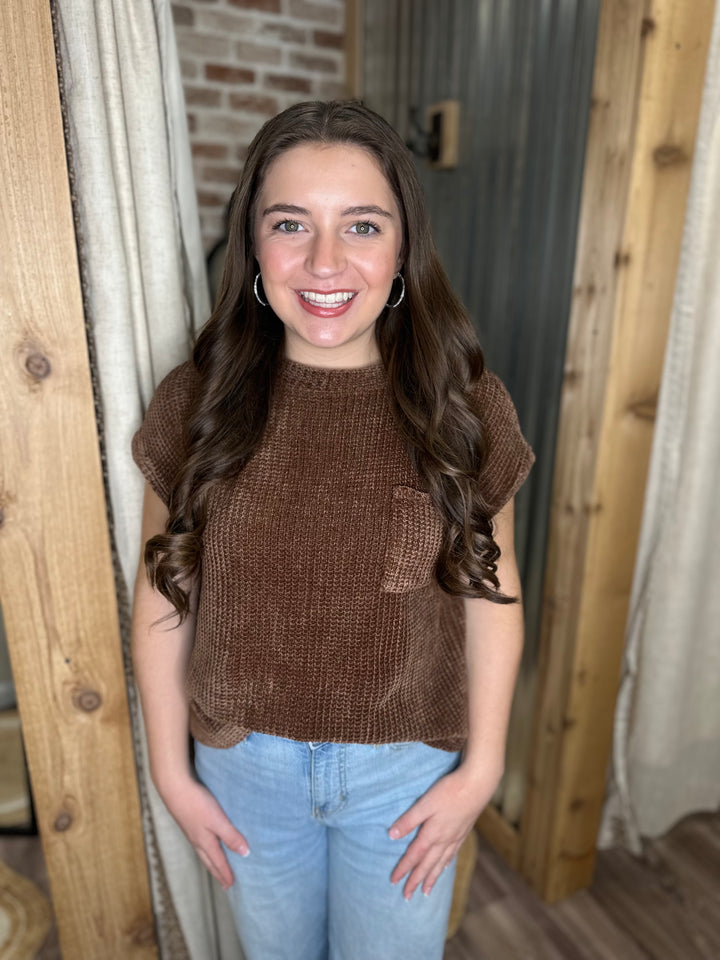 BROWN | CHENILLE WAFFLE SHORT SLEEVE SWEATER