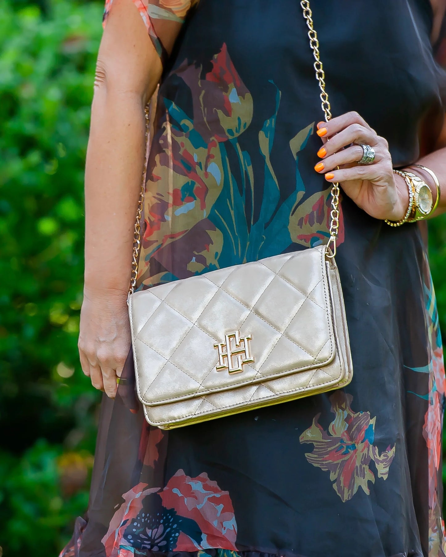 Bryn Clutch Crossbody| Gold Shimmer