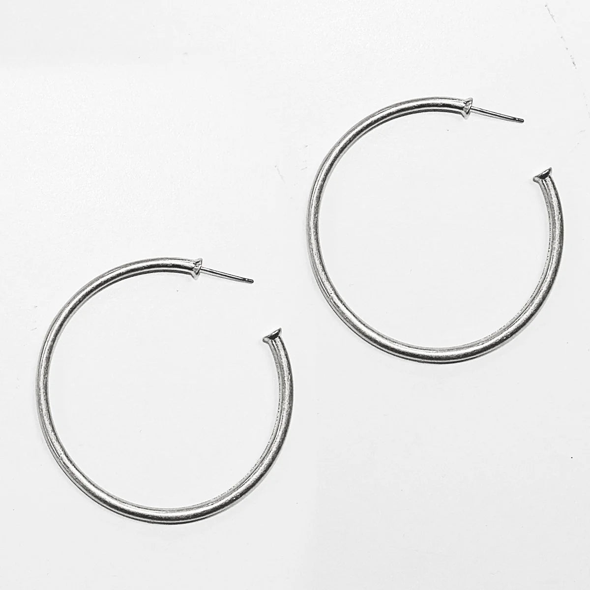 Lily Hoop Earrings