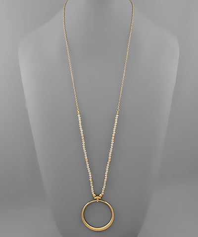 Circle Pendant Bead Necklace