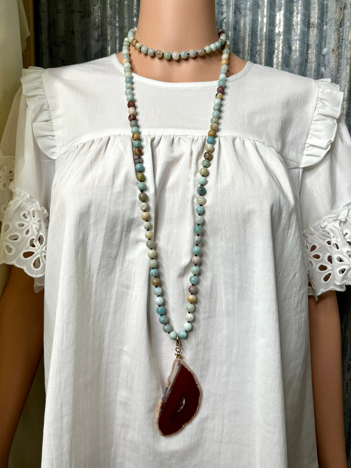 Turquoise Mix Beaded Necklace with Stone Pendant