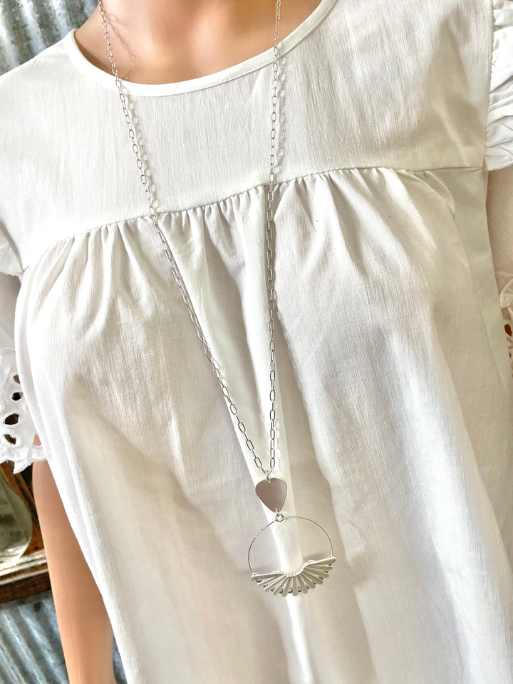 Fanned circle necklace