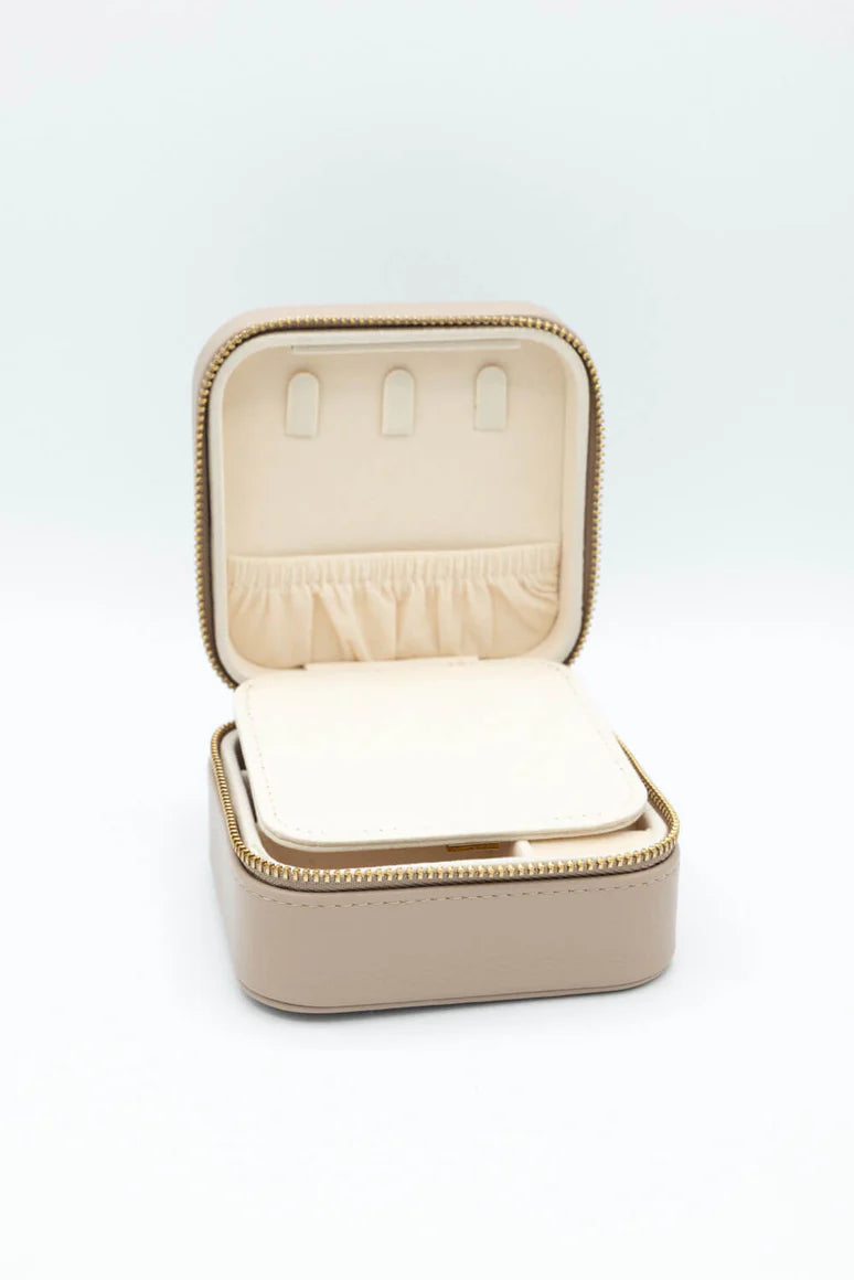Simply Southern Jewelry Case- Almond