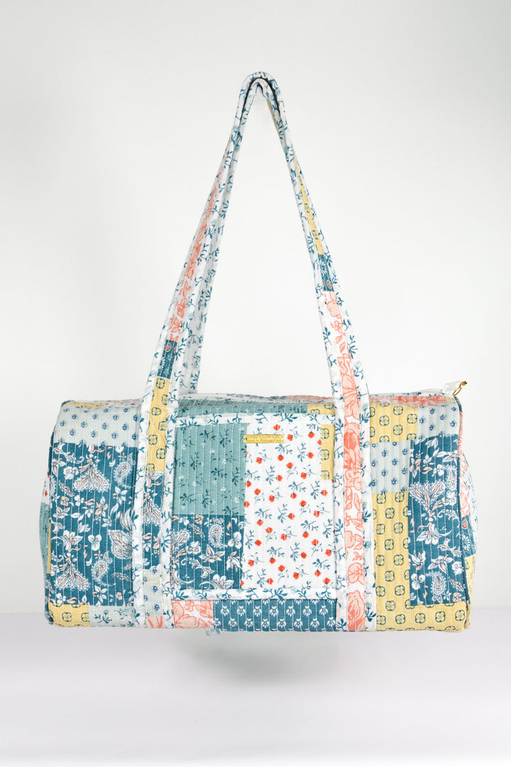 QUILTED PATTERN | DUFFLE BAG | SIMPLY SOUTHERN