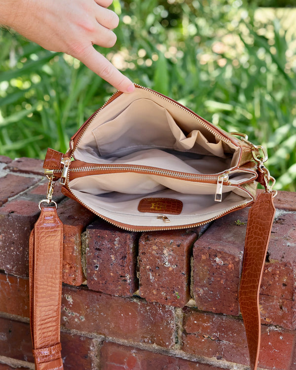 Ariana Crossbody