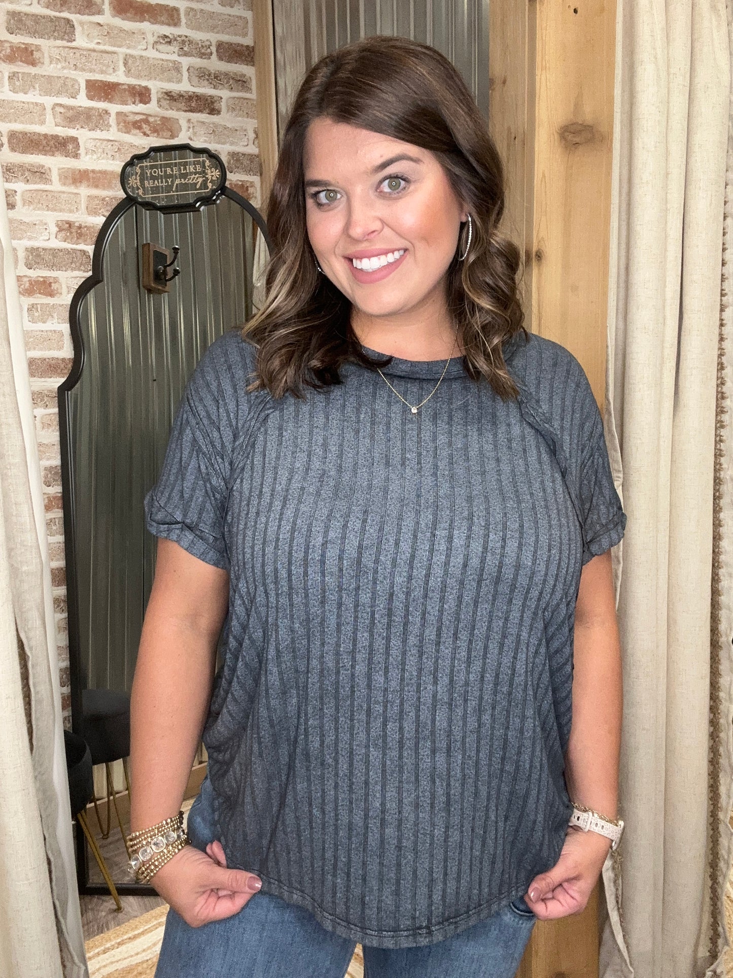 ACID WASHED RIBBED SHORT SLEEVE BOAT-NECK TOP | Ash Black