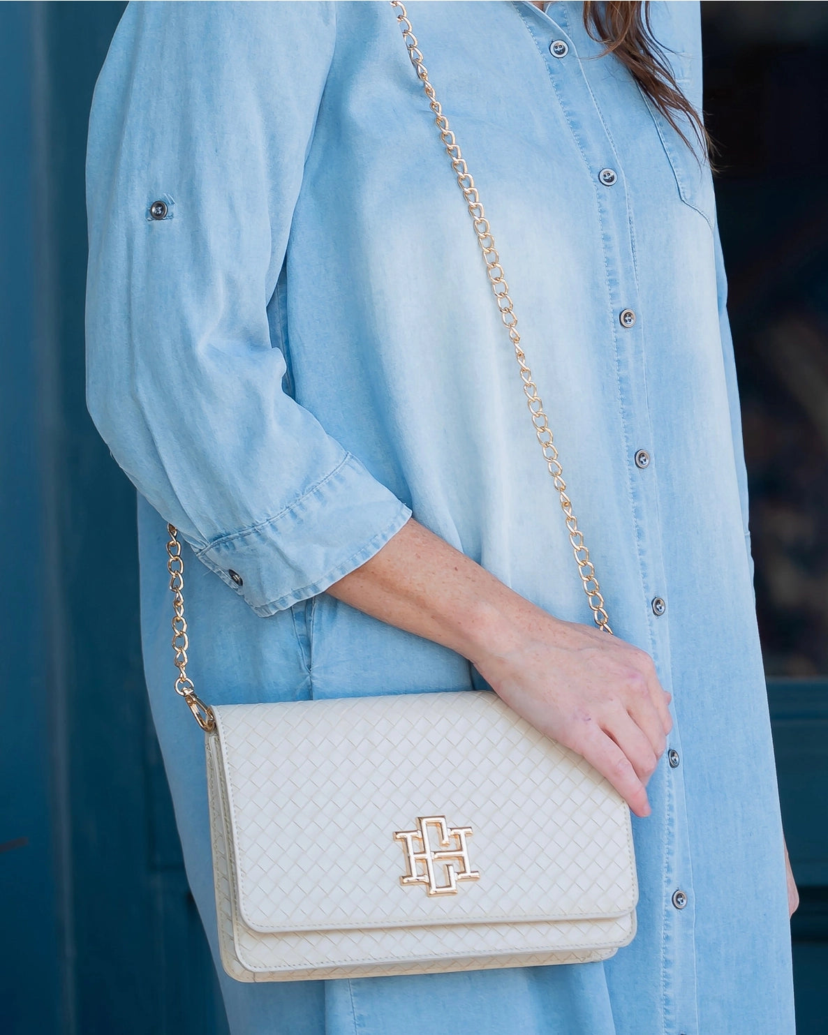 Bryn Clutch/Crossbody Woven| Almond