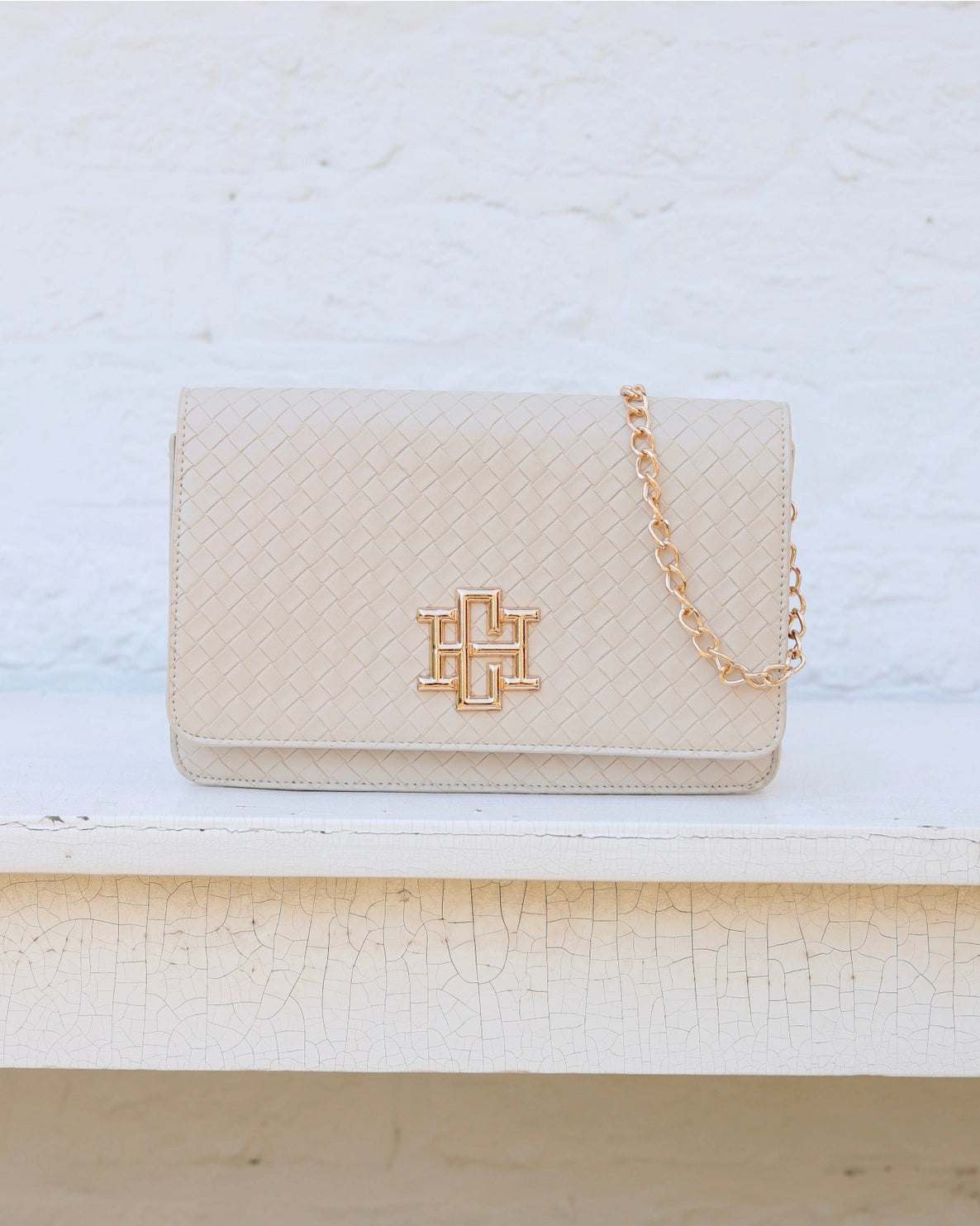 Bryn Clutch/Crossbody Woven| Almond