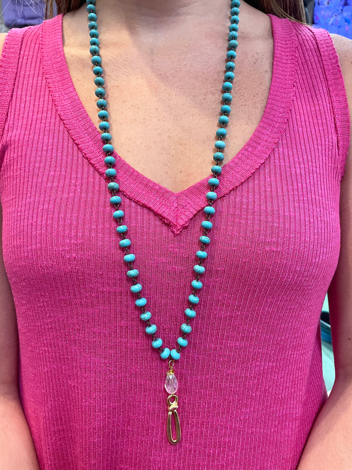 Turquoise Beaded Necklace with Gold Pendant