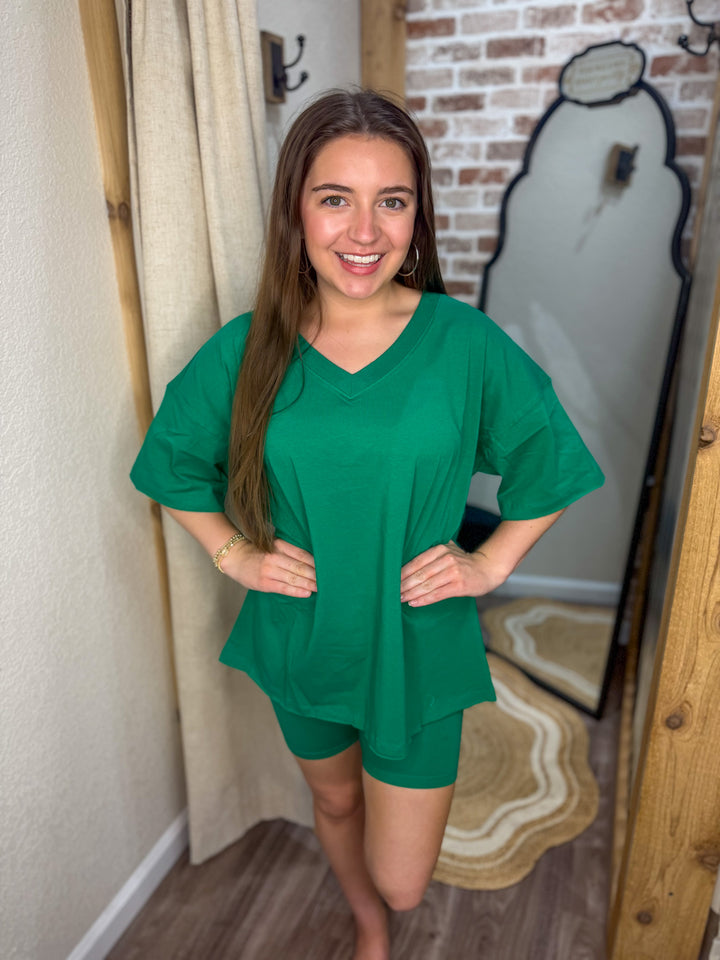 KELLY GREEN | COTTON V-NECK TOP & BIKER SHORTS SET