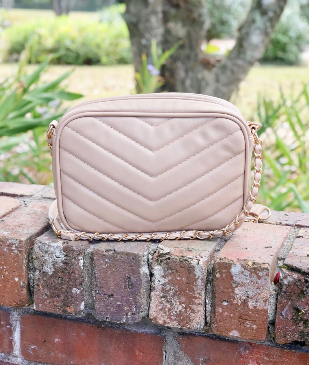 Bryce Crossbpdy-Quilted Tan