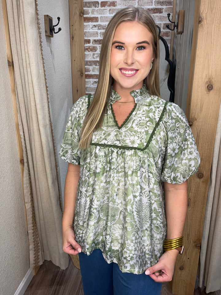 The Collins Abstract Top