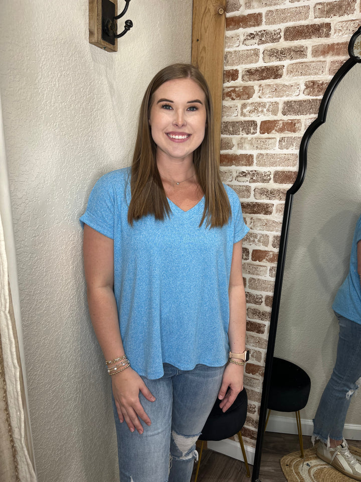 SOFT MELANGE HACCI V-NECK TEE | DEEP SKY