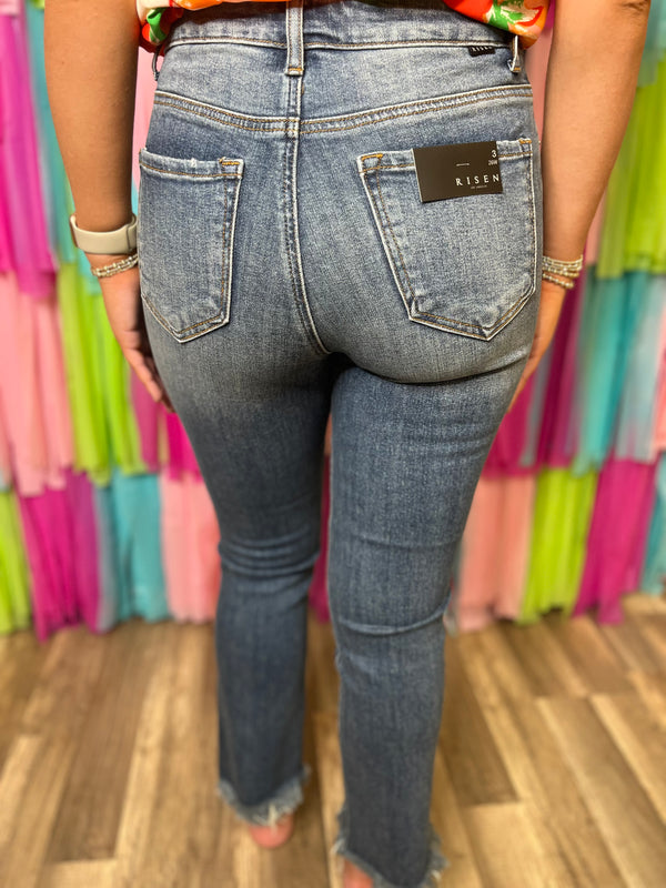 Risen Mid Rise Lilly Jeans - Curvy