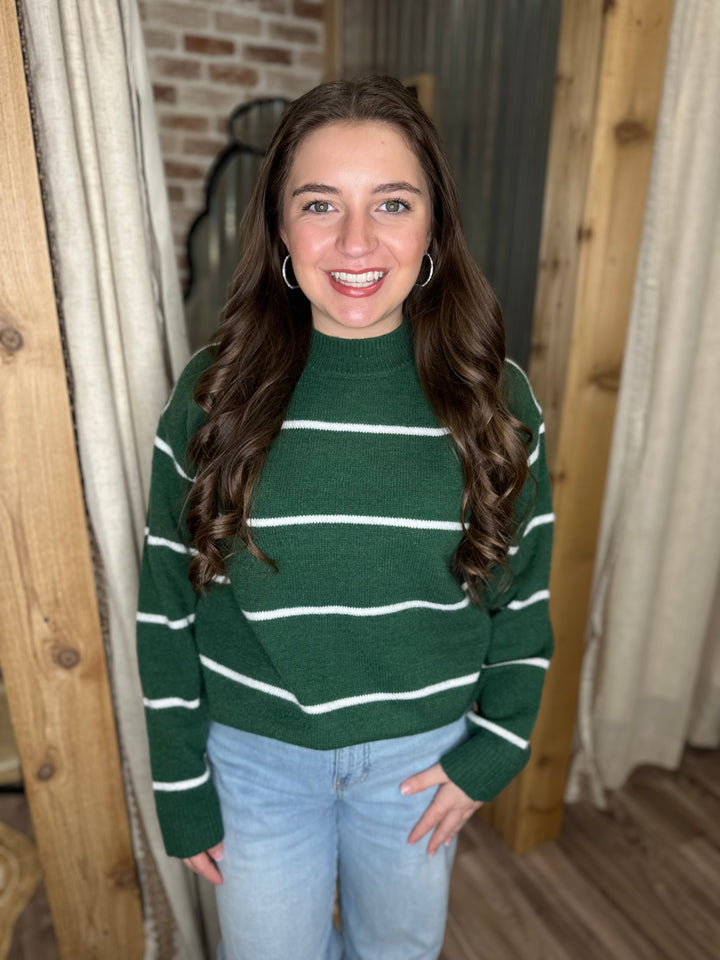 DK GREEN/IVORY | ROUND NECK STRIPE SWEATER