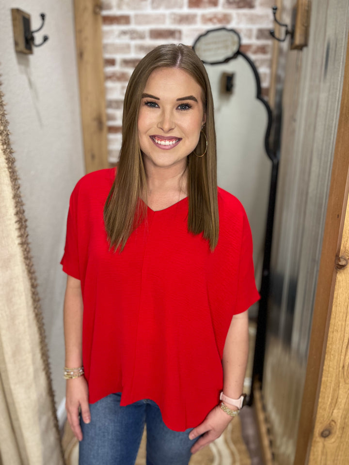 Lainey Woven V-Neck Airflow Top| Ruby