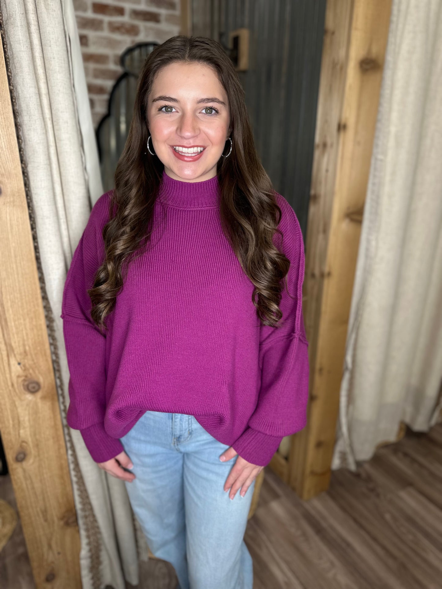 LT PLUM | SIDE SLIT OVERSIZED SWEATER