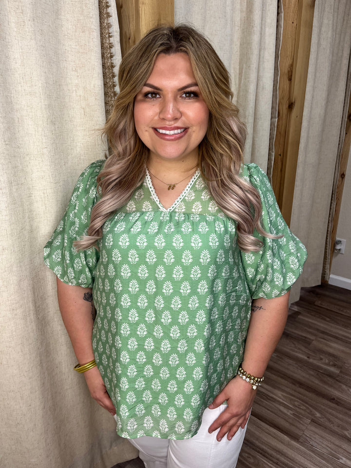 See The Light Top| Curvy