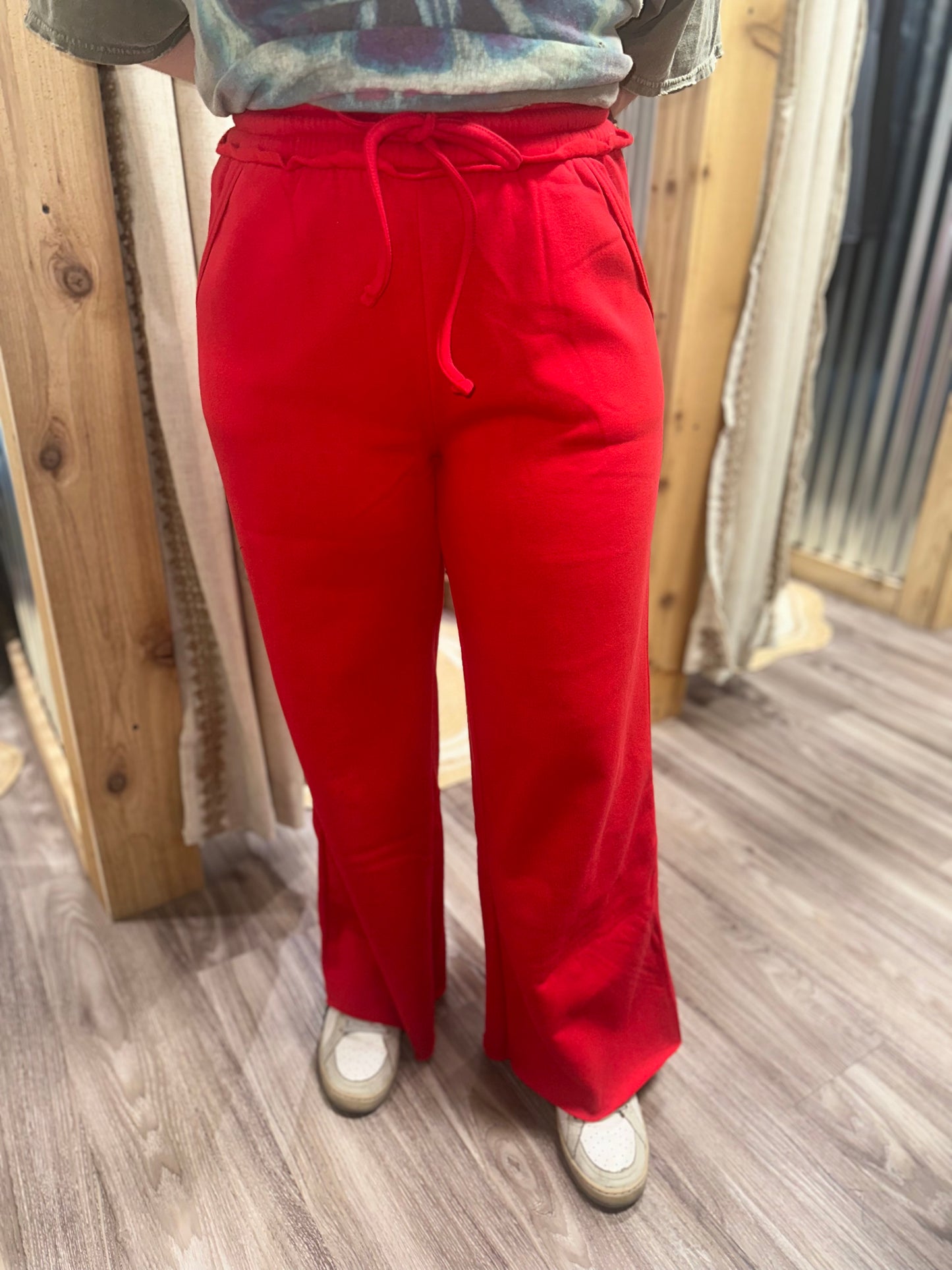 RUBY | FLEECE EXPOSED SEAM WIDE LEG SWEATPANTS