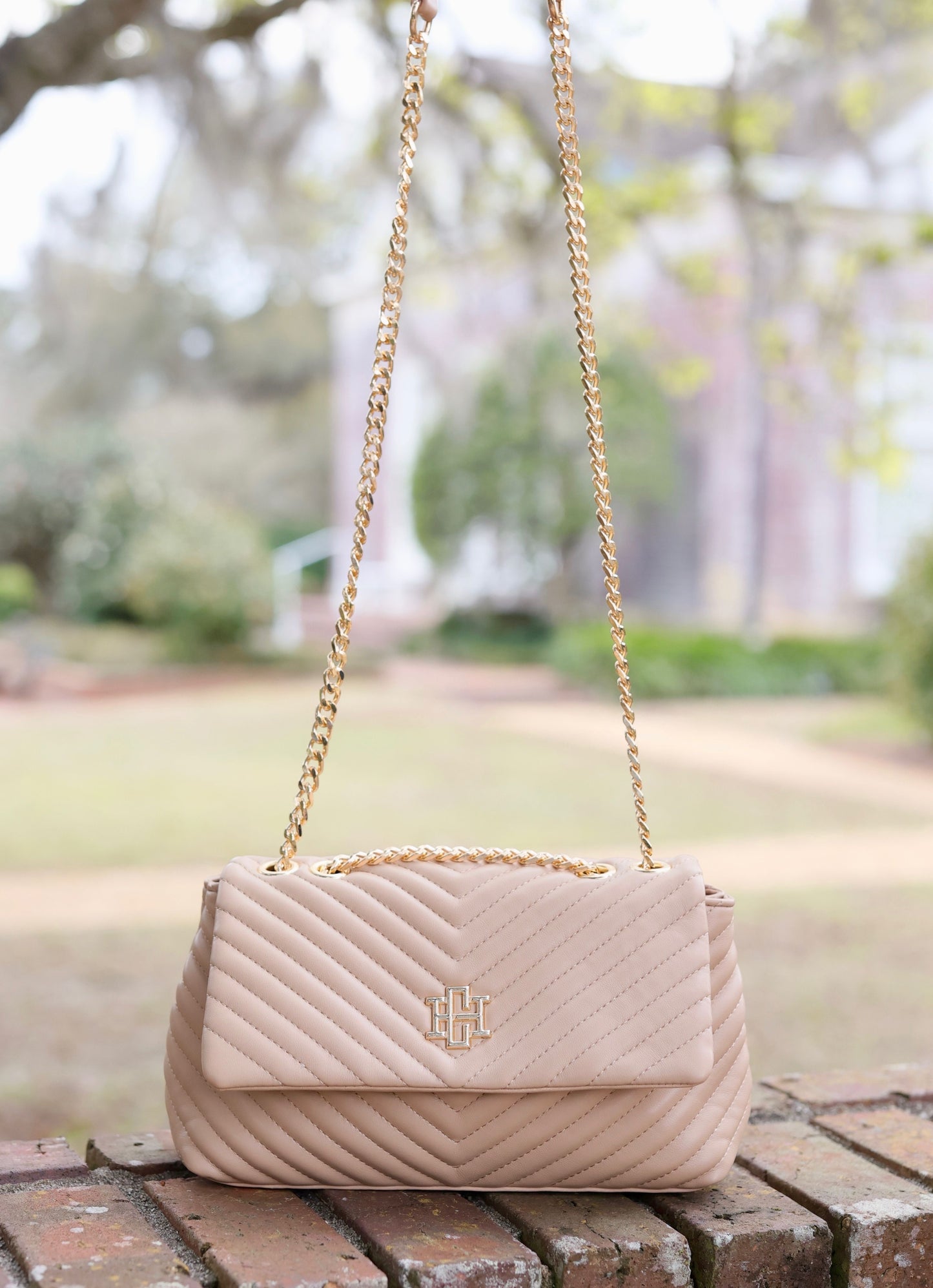 Leigh Quilted Crossbody - Taupe