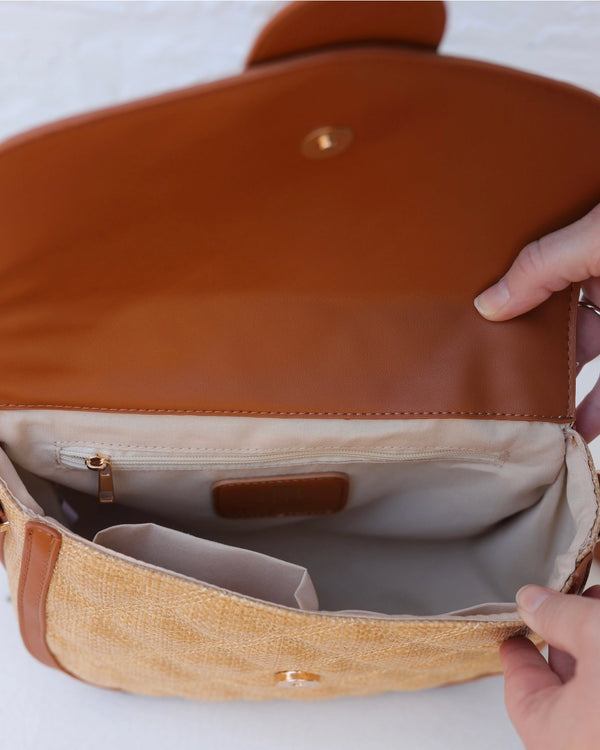 Griffin Crossbody Bag| Almond