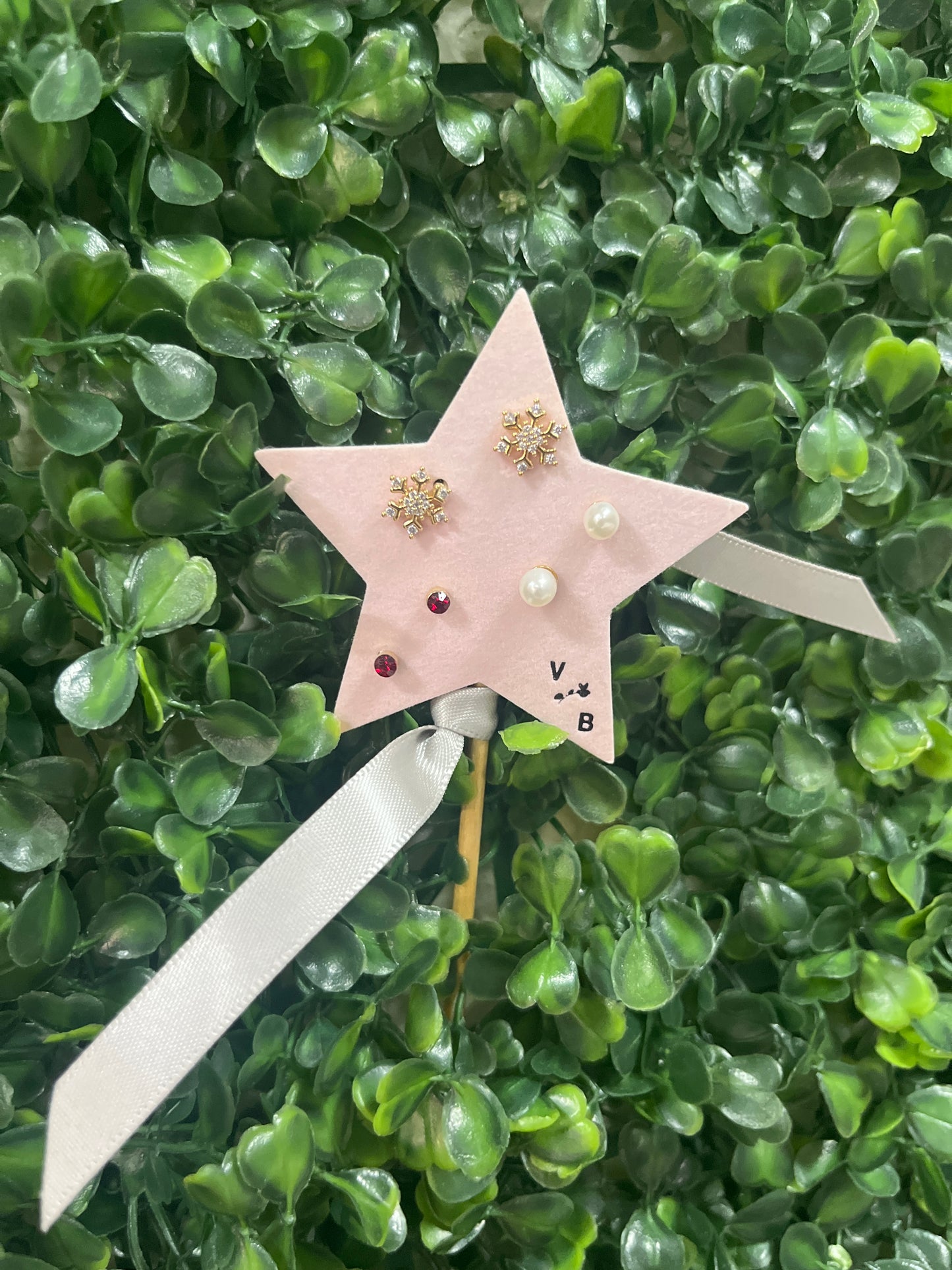 Violet & Brooks Earring Set