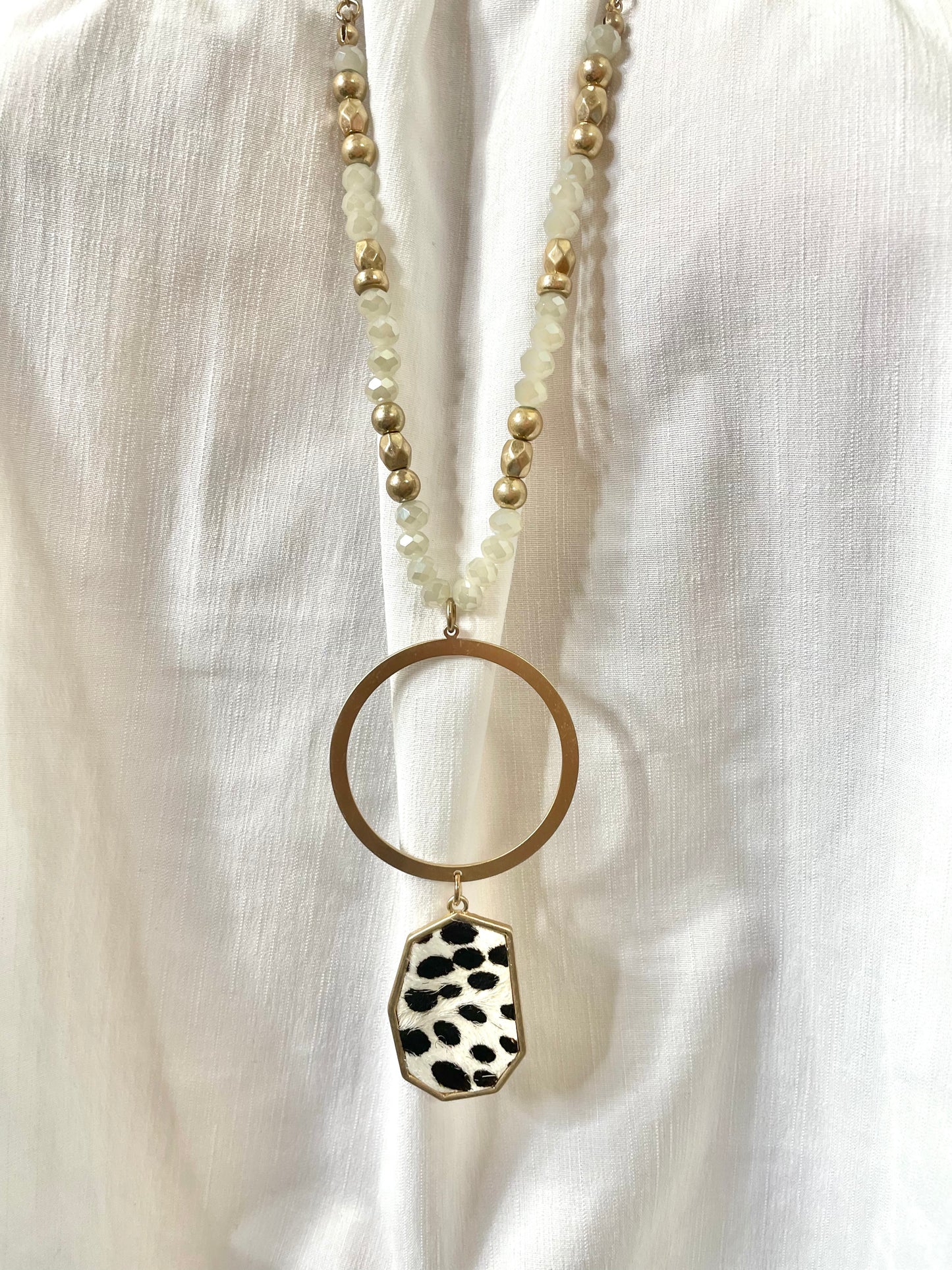 Beaded/Gold Animal Pendant Necklace