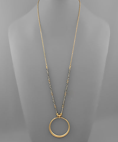 Circle Pendant Bead Necklace