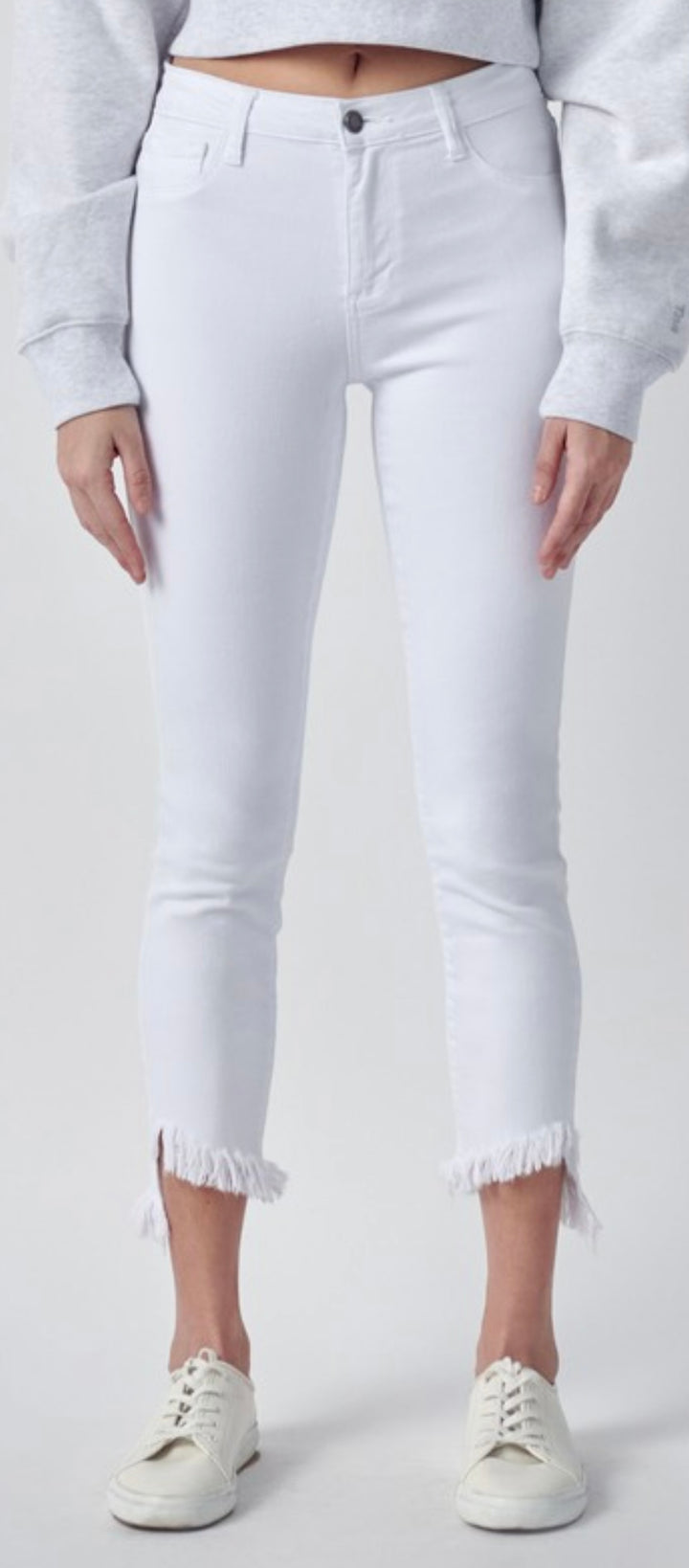 Mid Rise Crop Skinny with Fray Hem