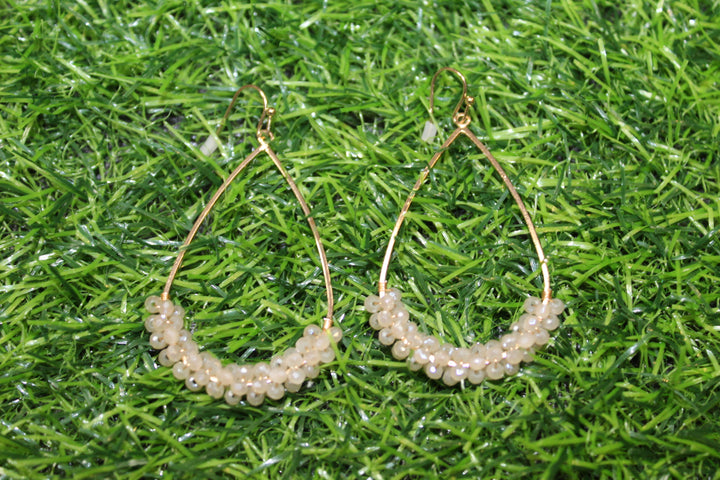 Earring with clustered beads