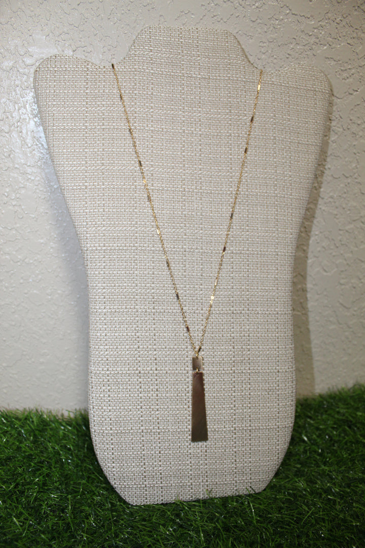 Gold geometric necklace