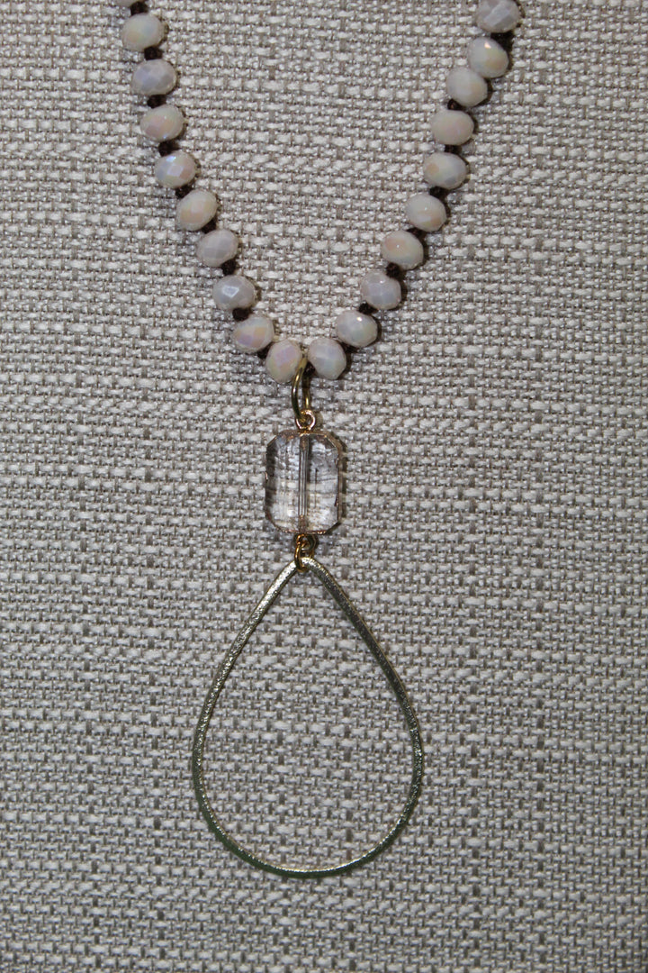 Beaded Necklace with Teardrop